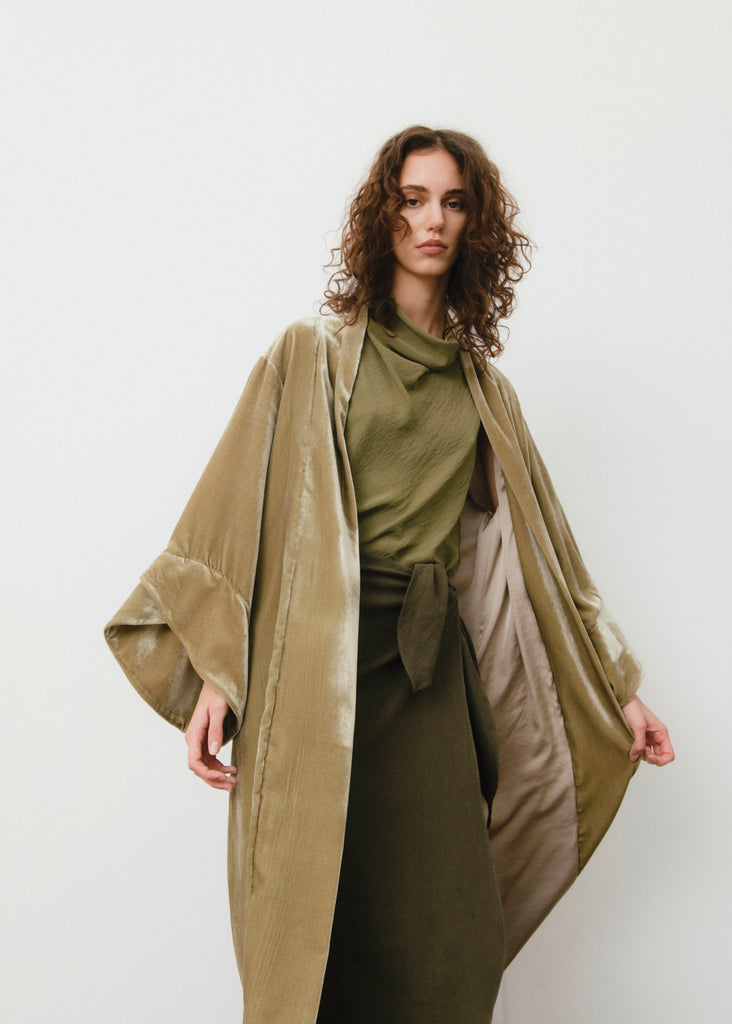 Kimono Terciopelo De Seda Verde STUDIO By Claudia Llagostera kimono-terciopelo-de-seda-verde-studio-by-claudia-llagostera
